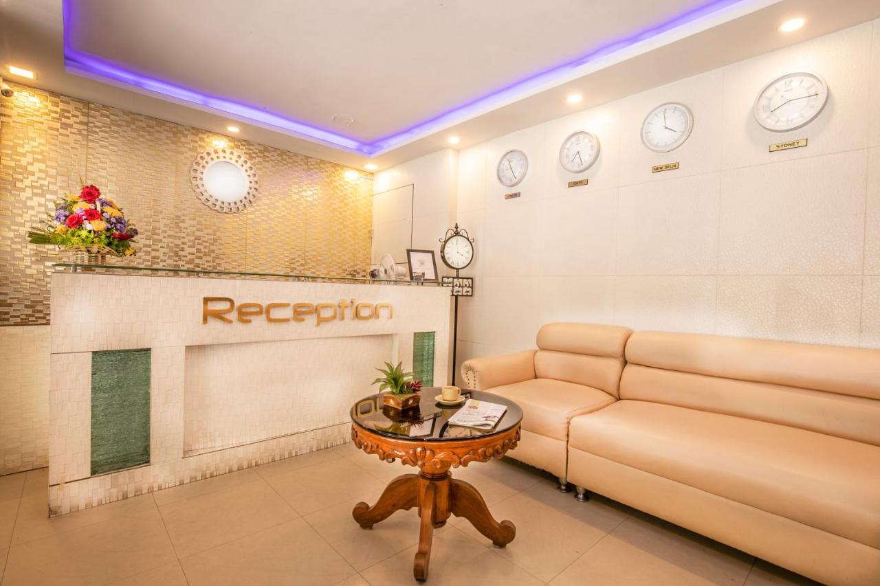 Aishwarya Le Royal Hotel Mysore Exterior photo
